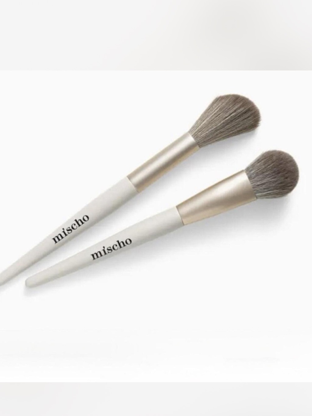 🆕 Mischo 2 pc makeup brush set
